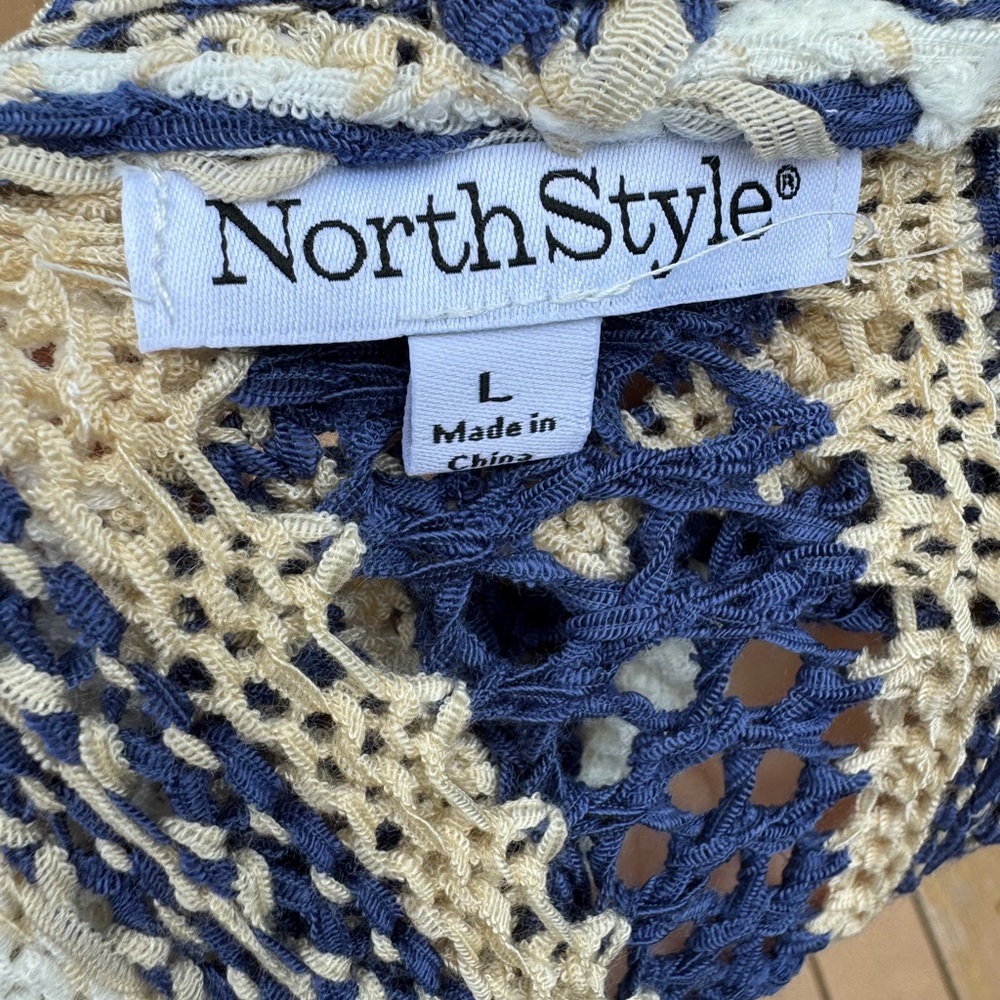 North Style Cardigan Striped Blue and Cream Women's Long Sleeve Style size large - Picture 8 of 8